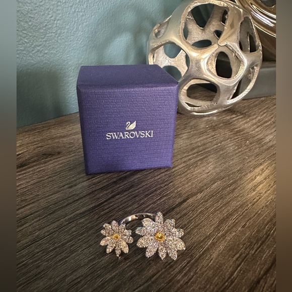 Swarovski Eternal Floral Open Ring NWT - Picture 6 of 8